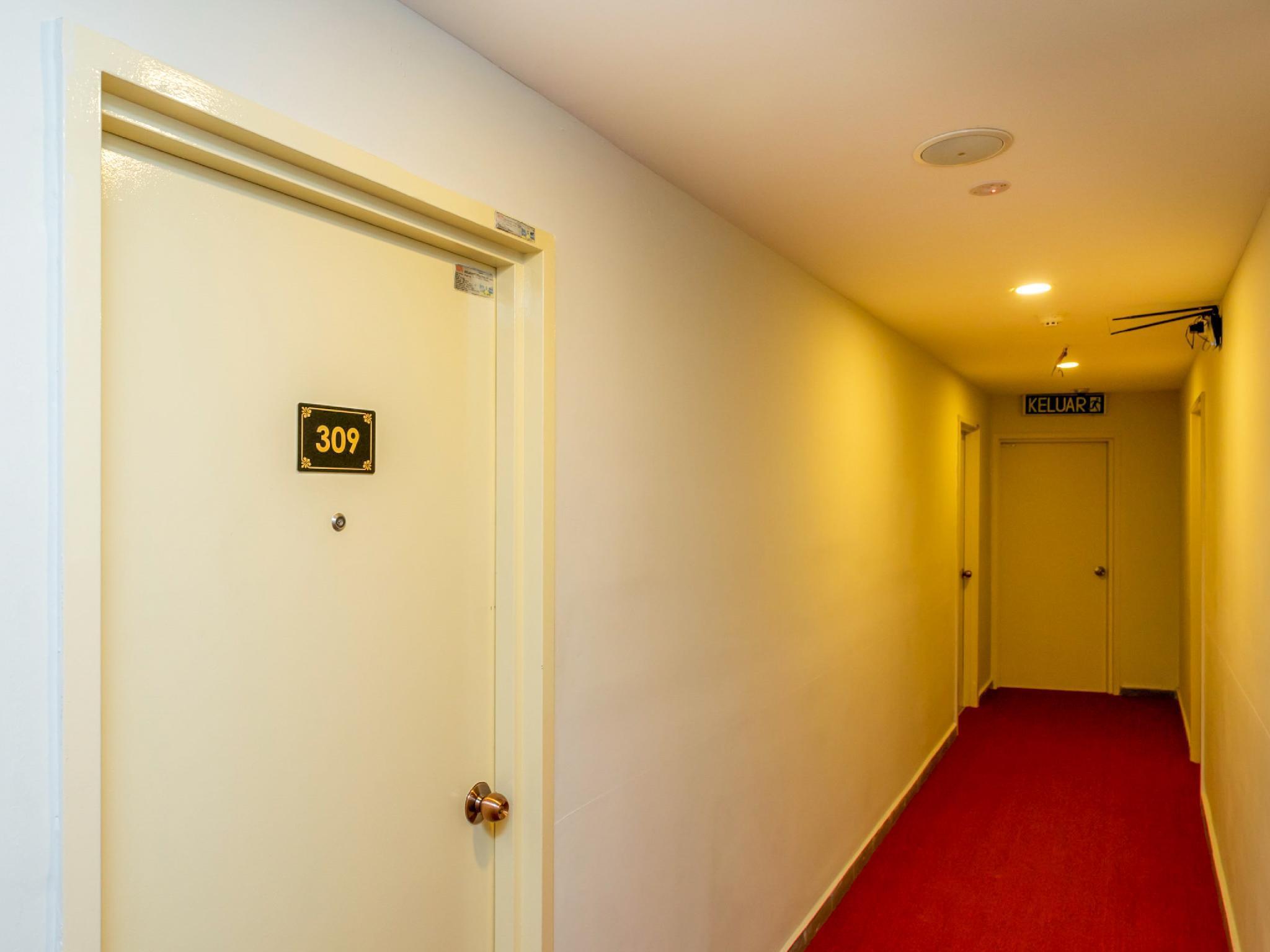 Oyo 503 Hotel Aromas Jb Johor Bahru Exterior foto